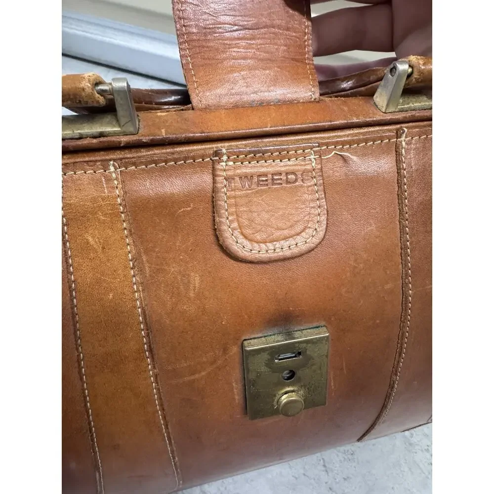Tweeds classic vintage